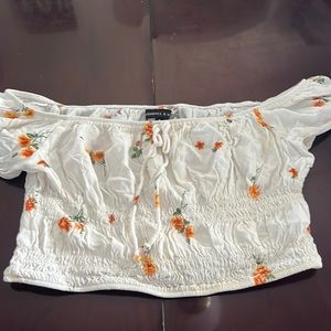 Kendall and kylie floral crop